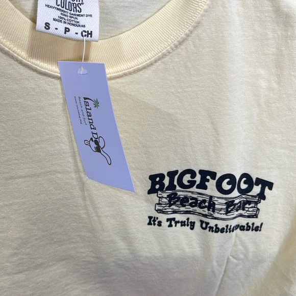 New Bigfoot beach bar shirt - Picture 2 of 3